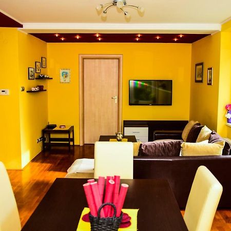 Apartman Gita Zagreb Exterior foto